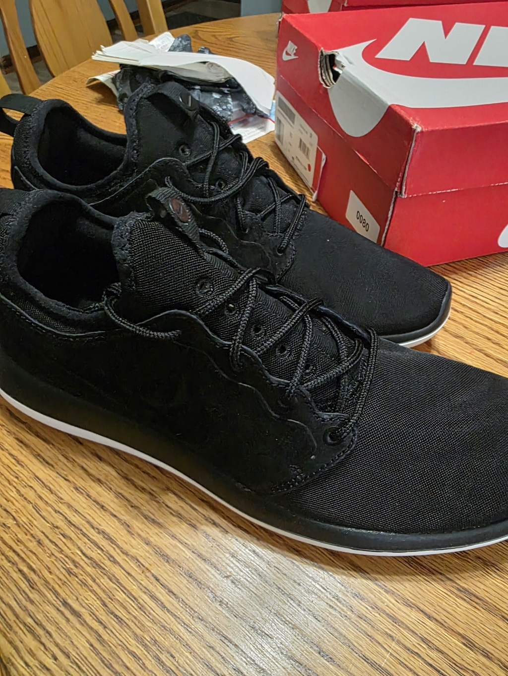 Nike Roshe Two Size 9.5 Men’s Black Low-Profile Sneakers Brand New